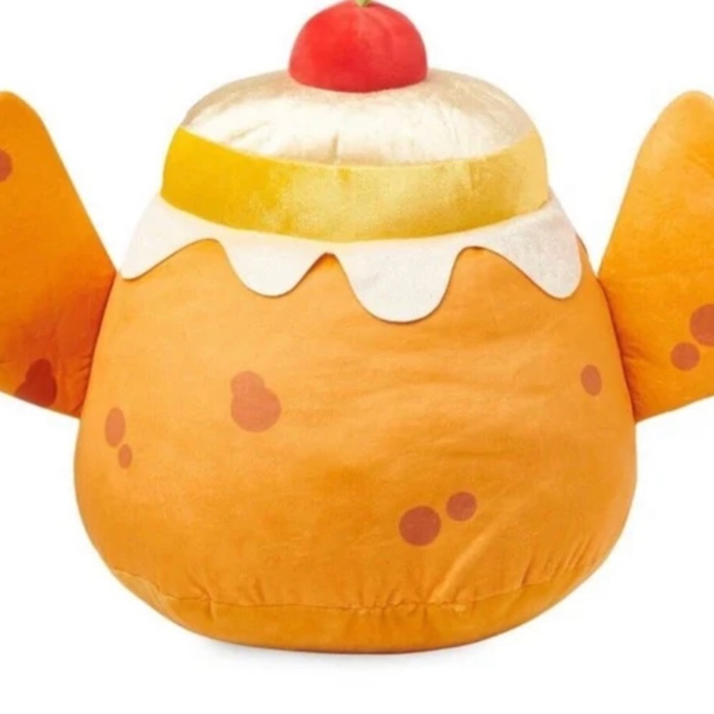 Disney Upside-Down Cake Stitch from Baked Treats series Munchlings 18'' - Picture 2 of 5